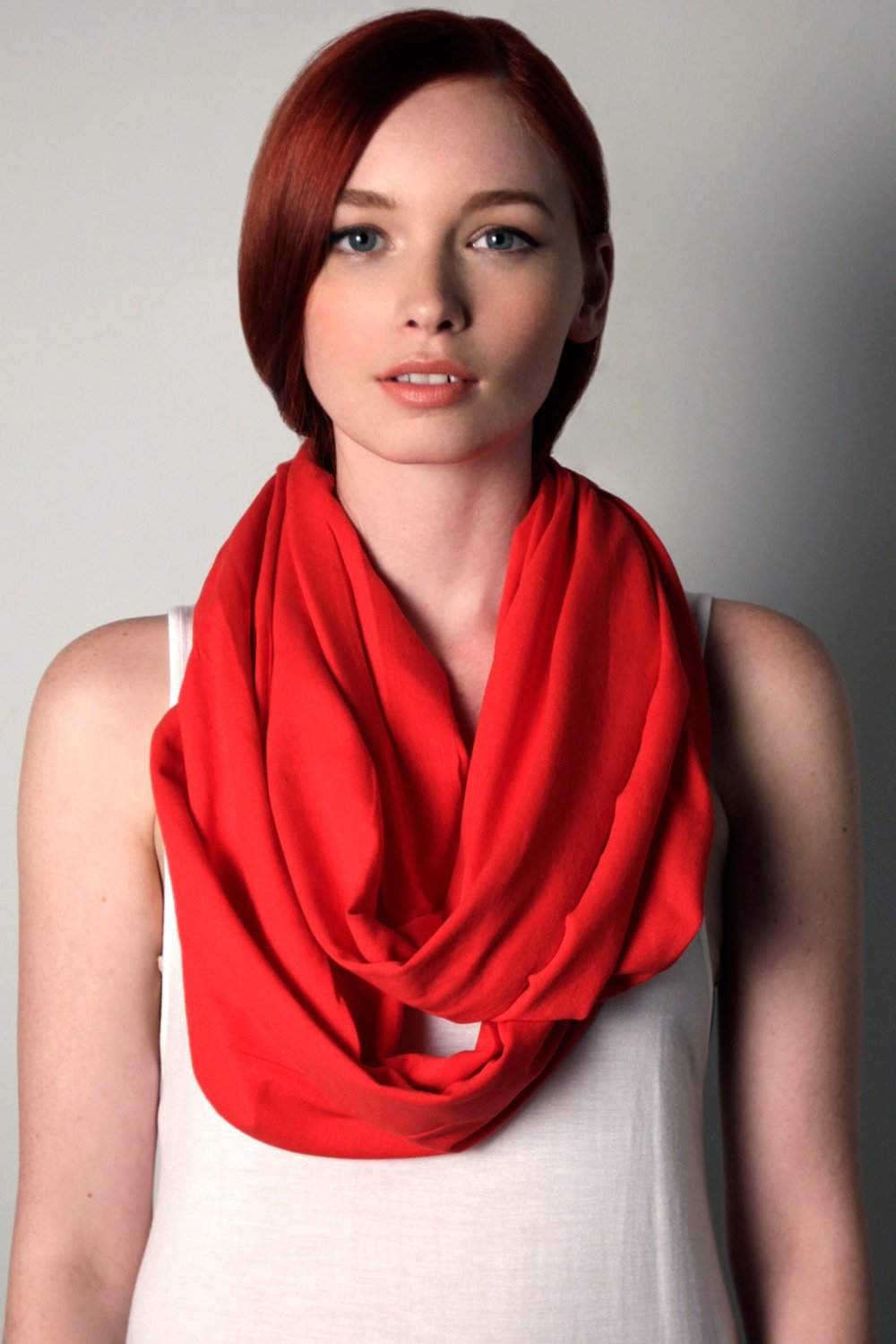 Necklush Circle Scarf Red Unisex Men's Women's - Main Image